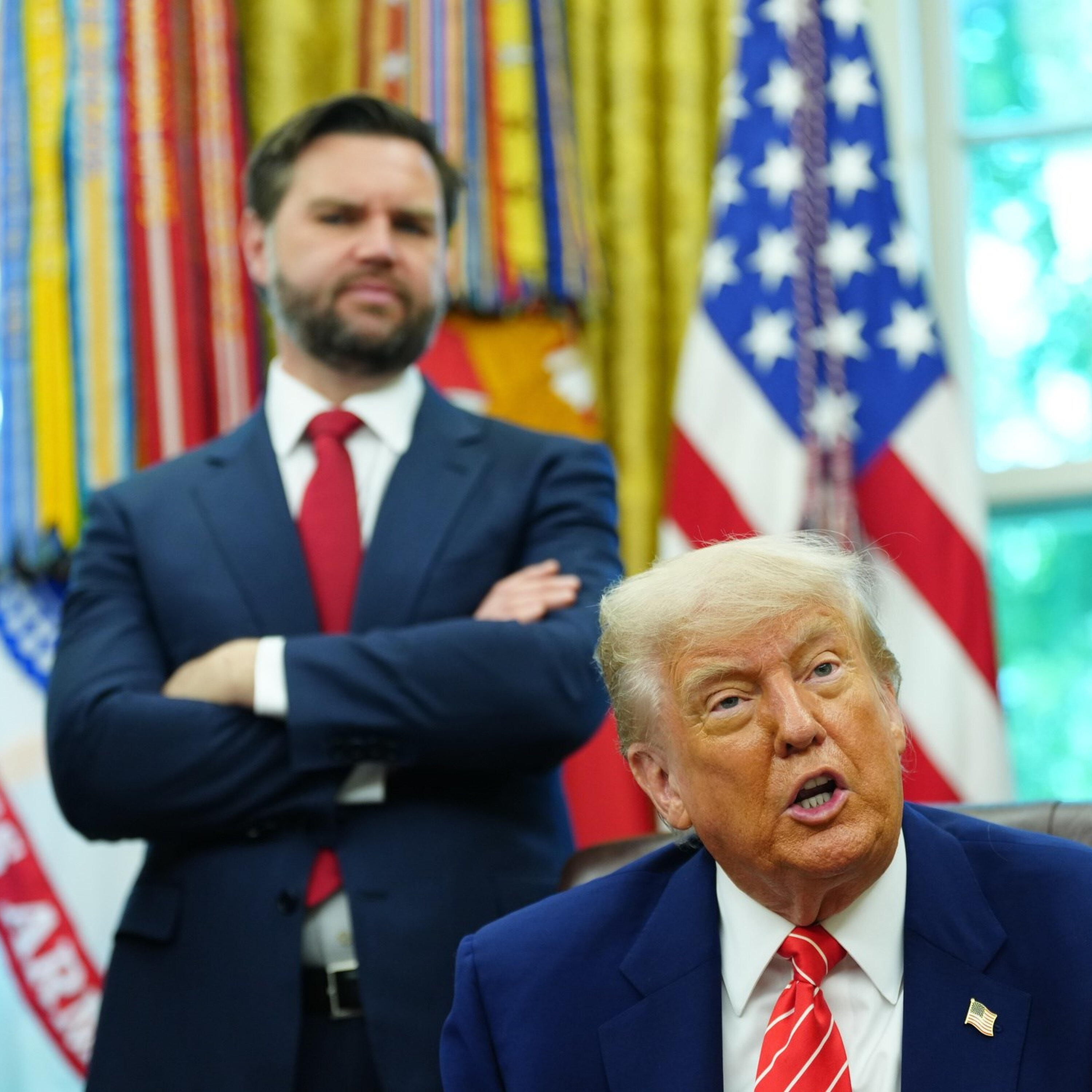 Vance morreu na cruz pelos pecados de Trump?