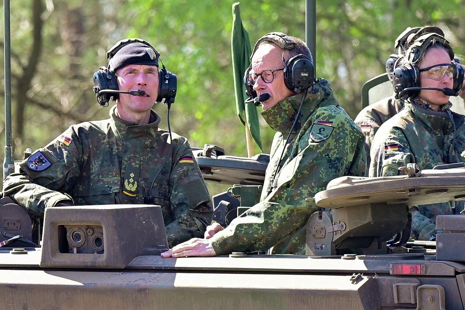 Alemanha rearma-se e “vai ser a principal potência europeia no domínio estratégico e militar”