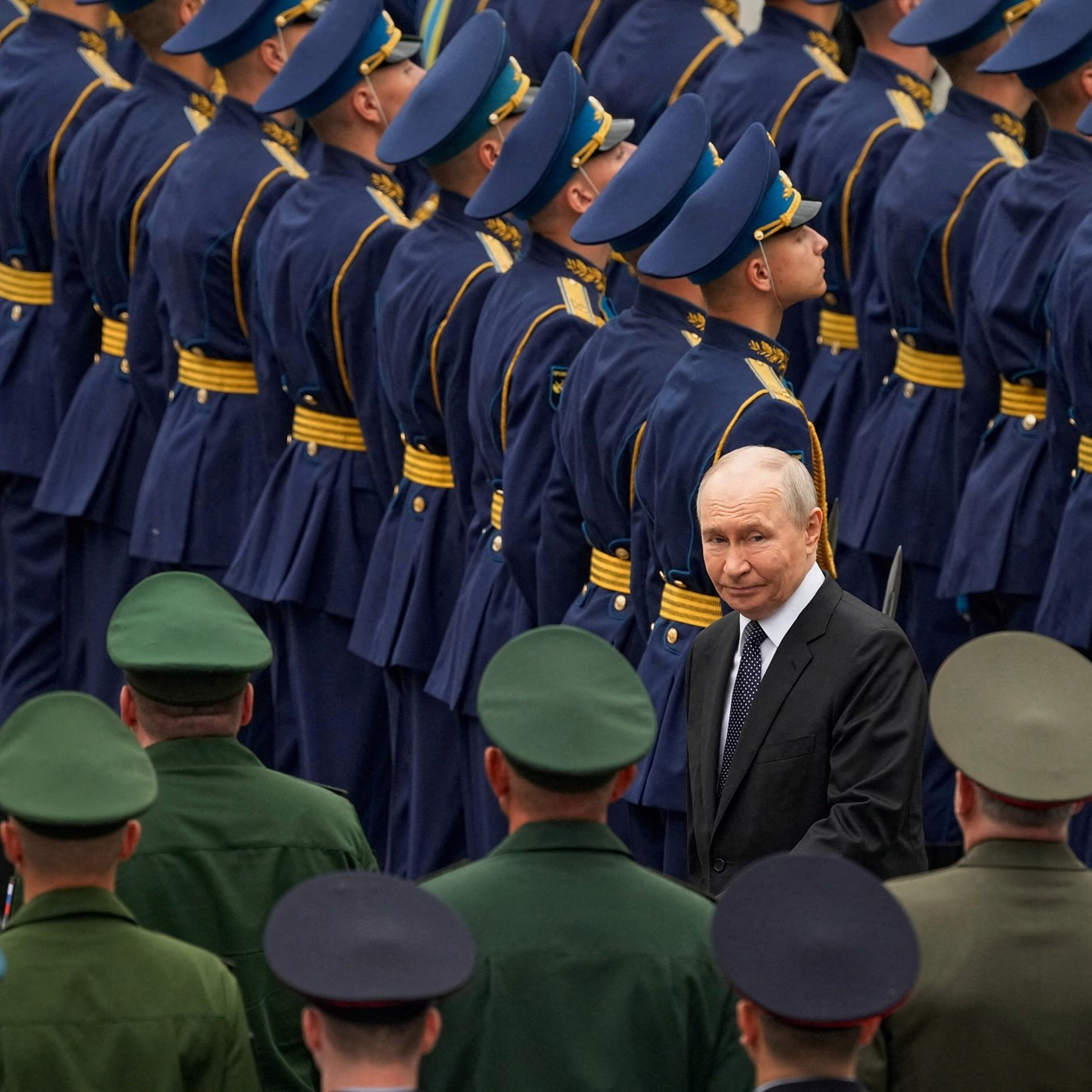 “Quem está a dar cabo da Rússia é o Presidente Putin e as suas aventuras ucranianas”