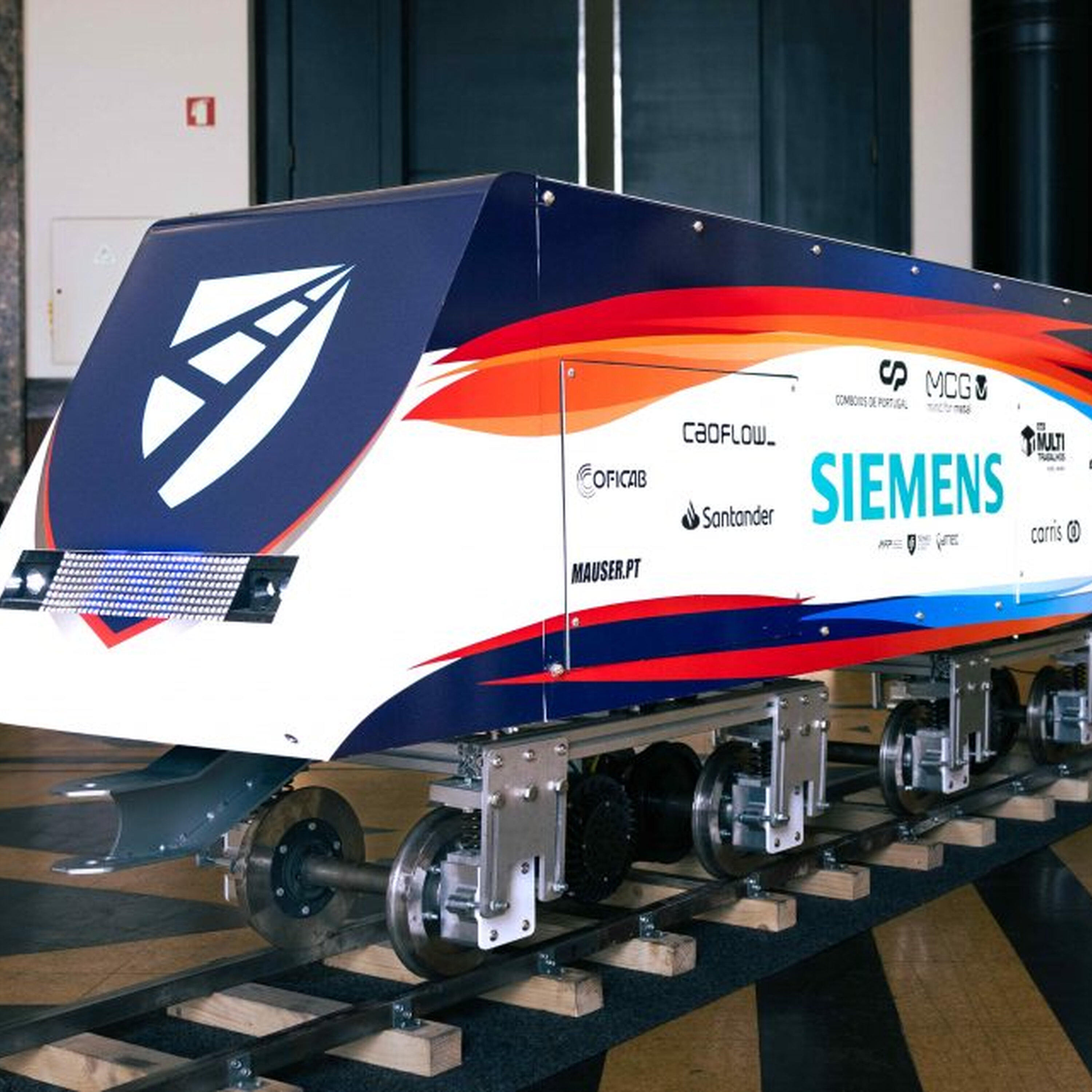Extra: De um grupo no WhatsApp nasceu a primeira locomotiva do Técnico