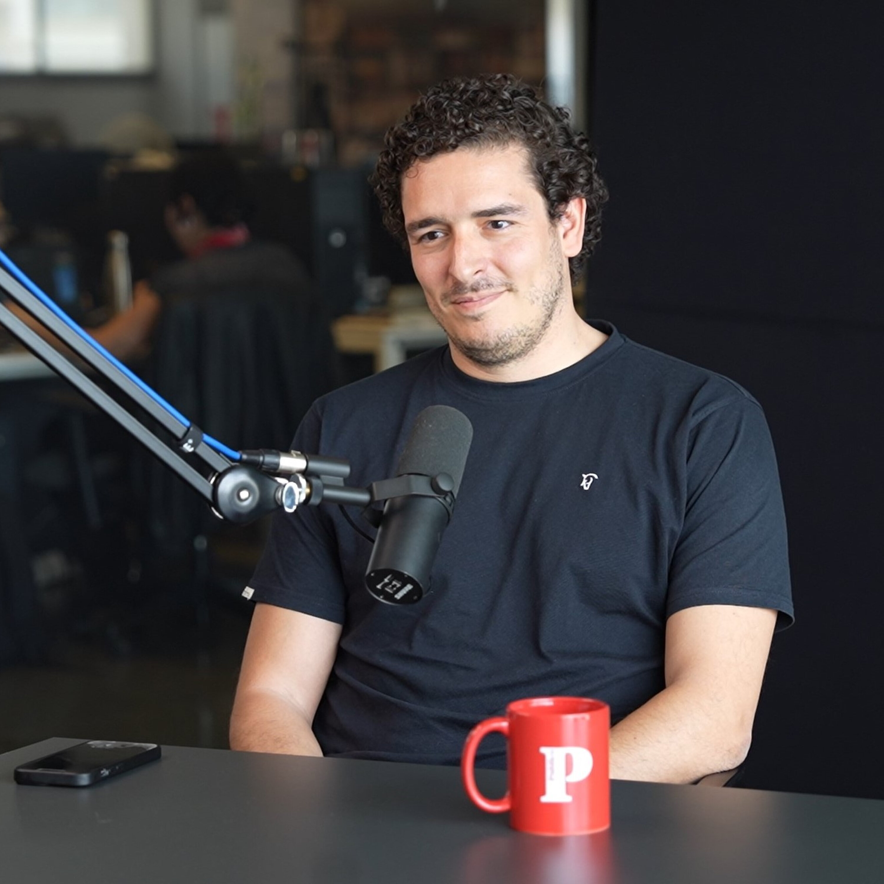 João Marecos: “Os homens ainda hoje reprimem os sentimentos de uma forma penosa”