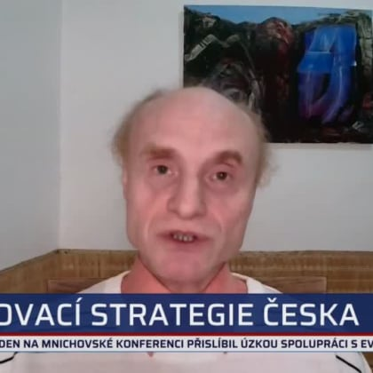 Vakcinolog Jiří Beran a evoluční biolog Jaroslav Flegr o očkování