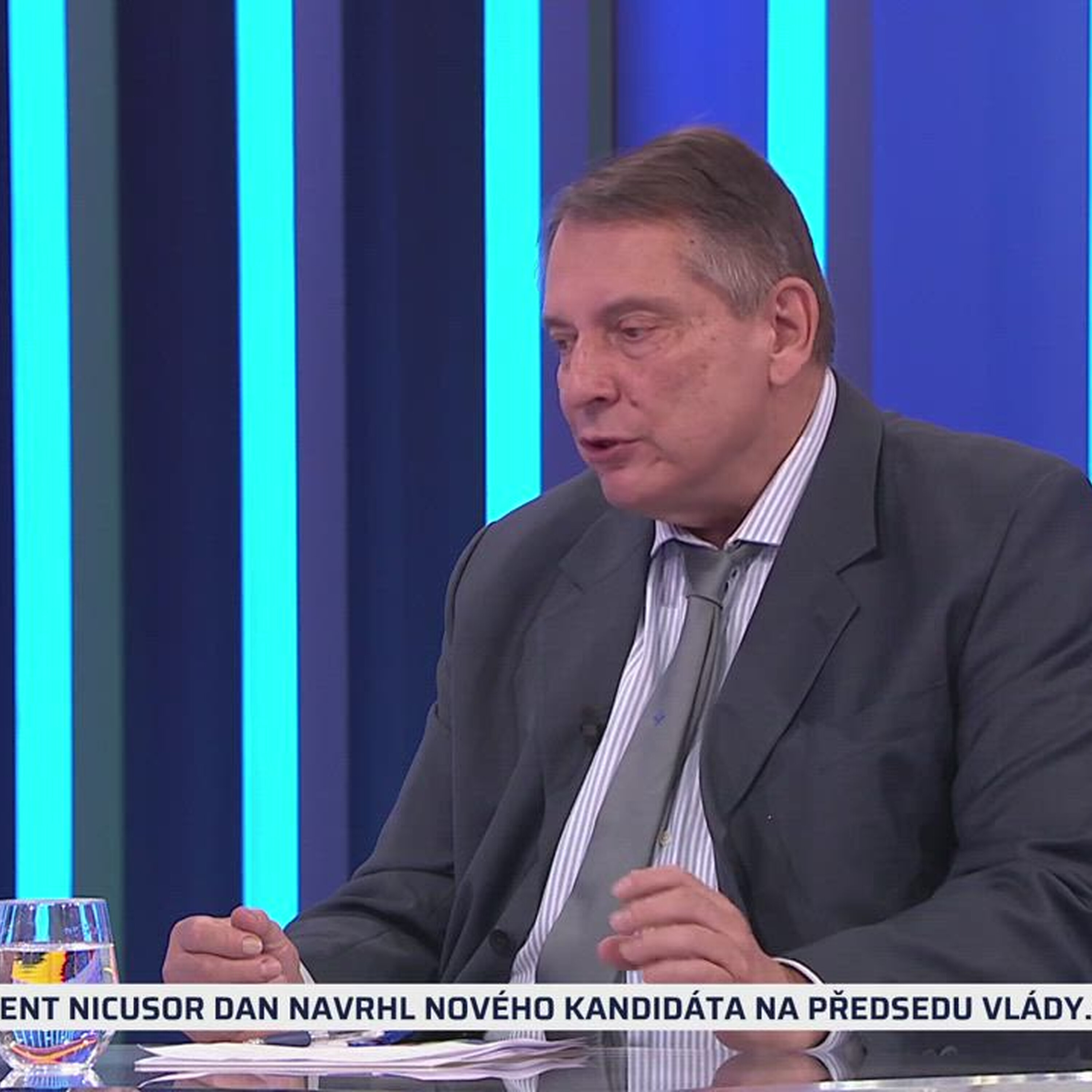 Spor vlády s Pavlem? Paroubek zpochybnil nezávislost Ústavního soudu. Pilip rázně reagoval episode artwork