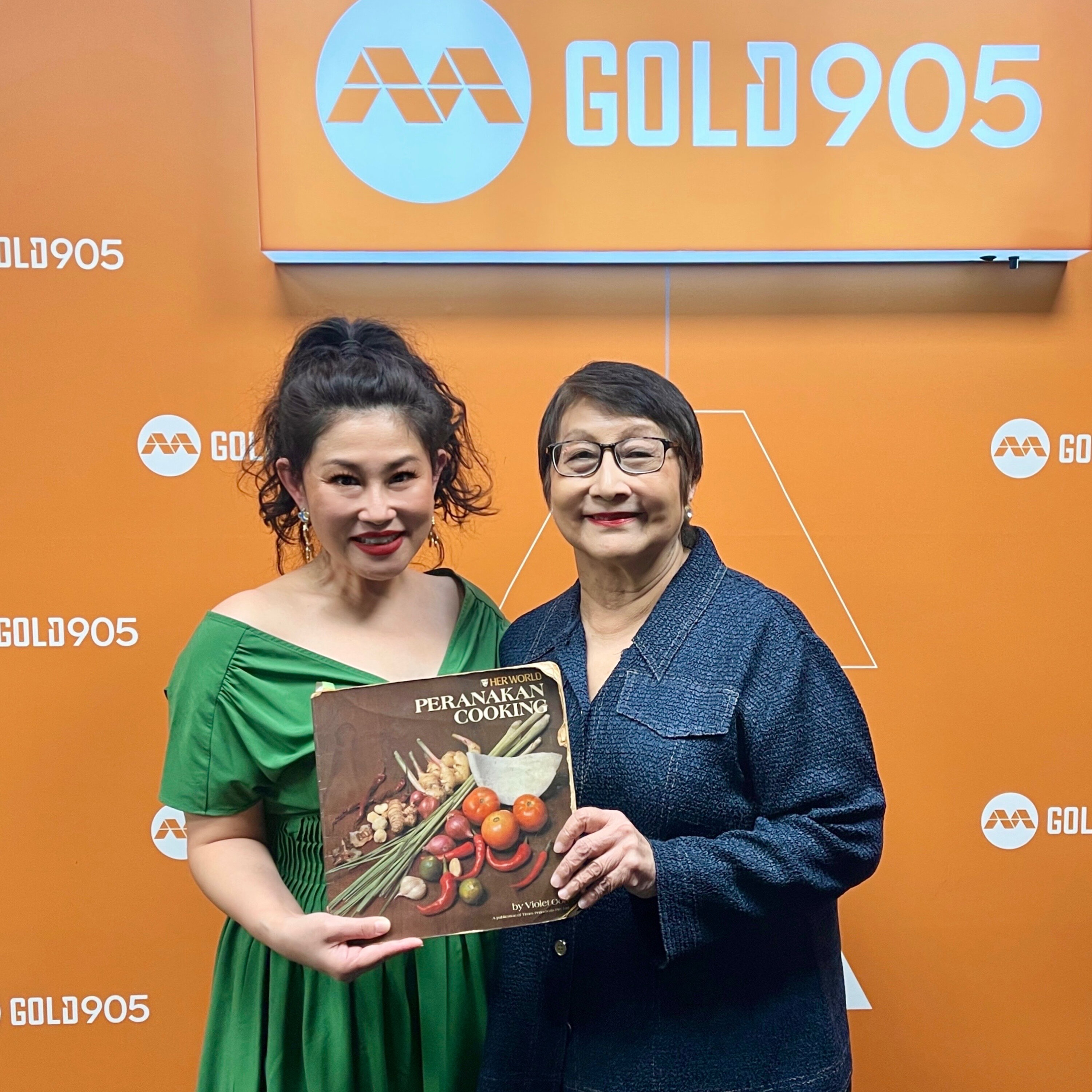 Makan Kakis with Denise Tan