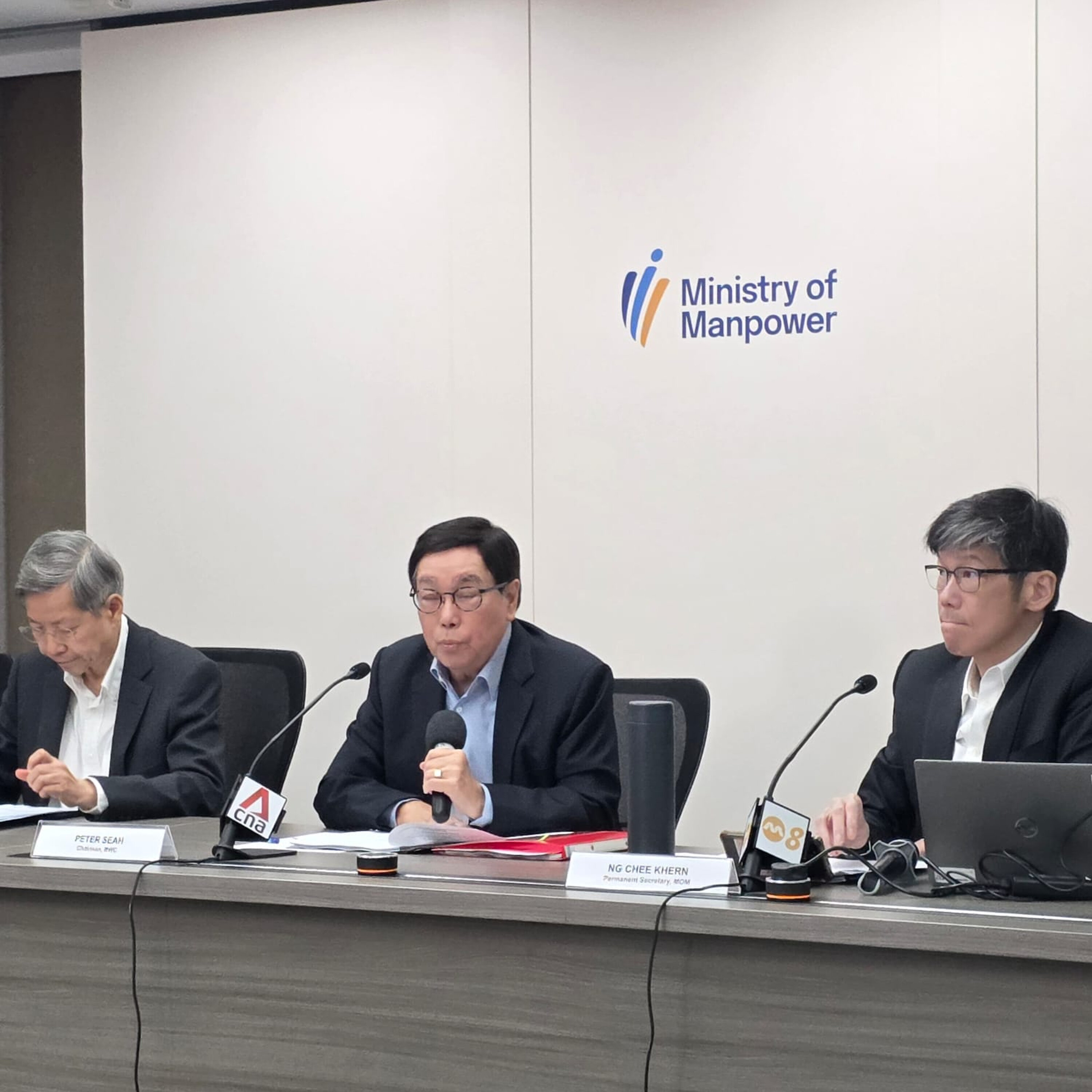 工资会建议为低薪员工加薪5.5%-7.5%(11/11/2025) 工资会建议为低薪员工加薪5.5%-7.5%(11/11/2025)