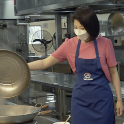 【饮食技录】厨师4.0: 政务部长孙雪玲学厨艺
