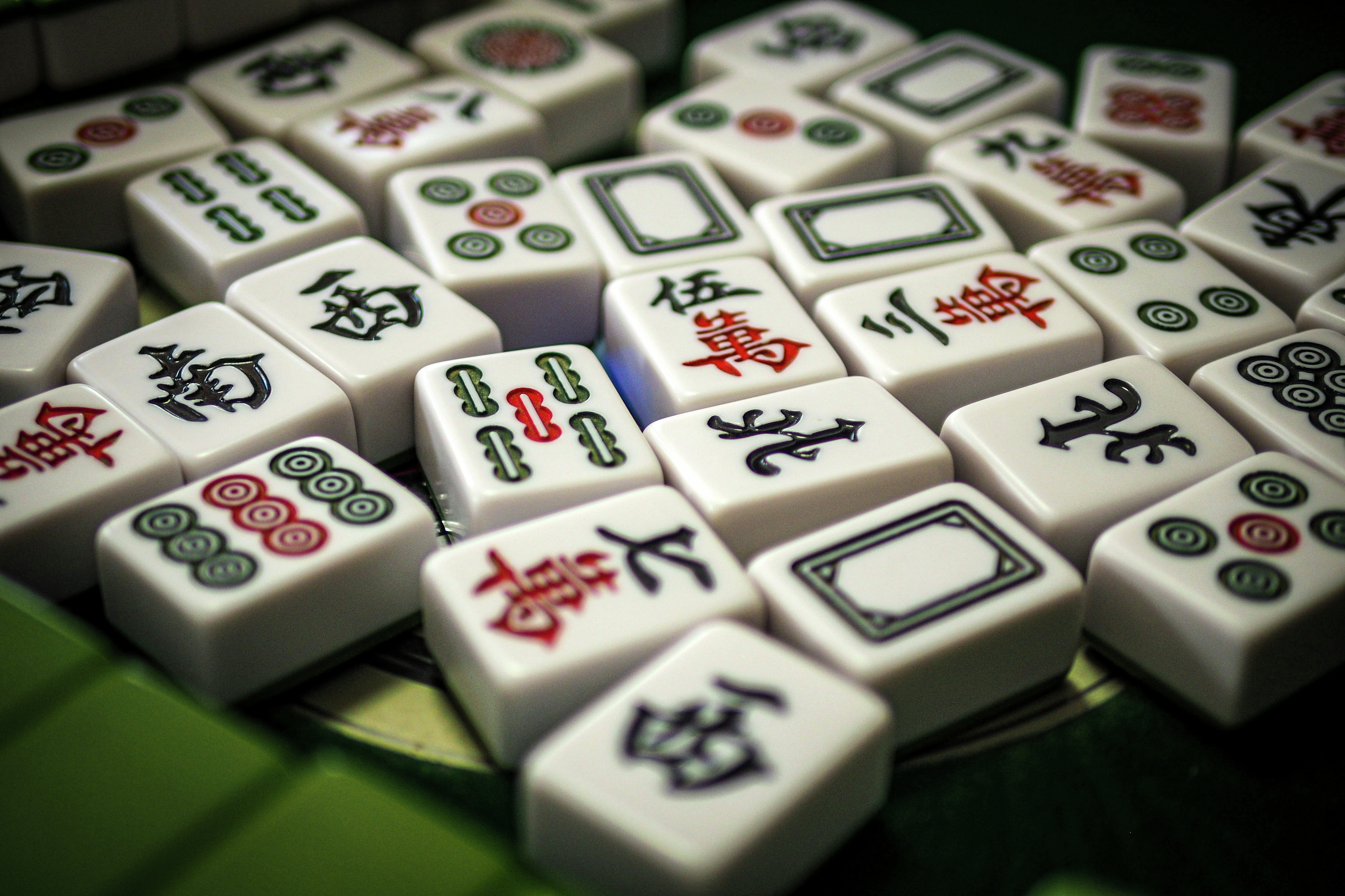 Ep. 435: TV Pitches & An Epic Mahjong Journey