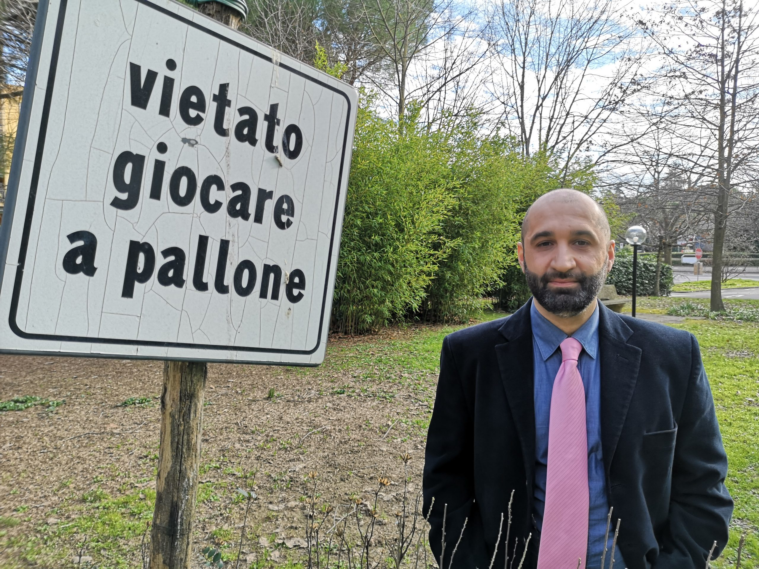 Il cantautore Alia racconta il suo nuovo disco “Io so come sei riuscito a vivere senza gli altri”