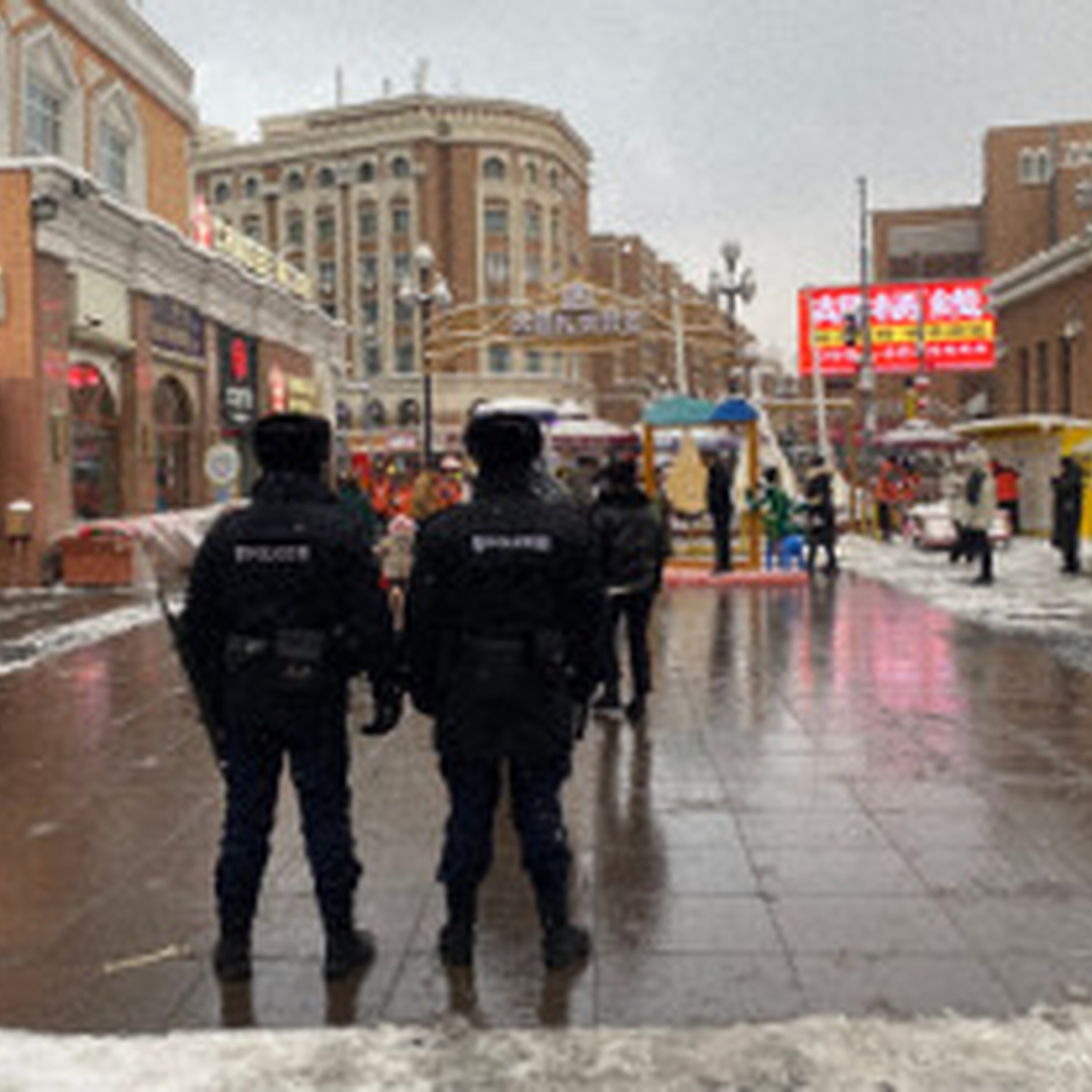 「前進」「団結」地名が標語に変えられた中国・新疆ウイグル自治区 2/13(日下部記者&福永デスク)ゲスト:岡崎英遠・北京特派員 「前進」「団結」地名が標語に変えられた中国・新疆ウイグル自治区 2/13(日下部記者&福永デスク)ゲスト:岡崎英遠・北京特派員