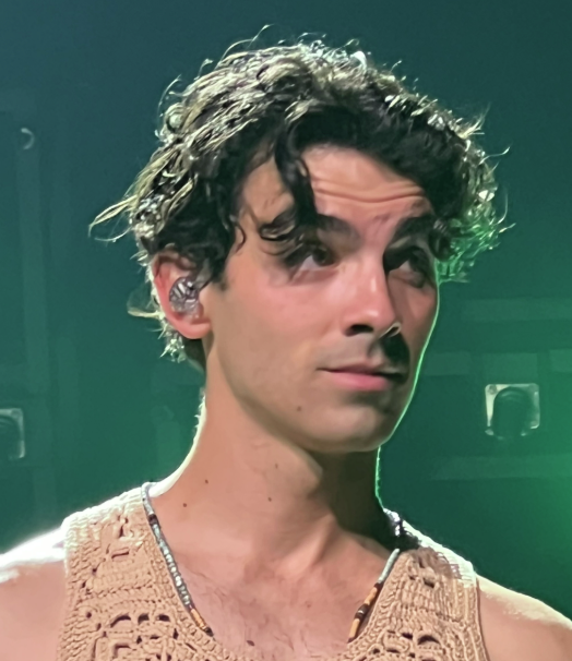 Joe Jonas Reveals He's Joined The Mile High Club & New Details Emerge On Lilo & Stitch Stars Death