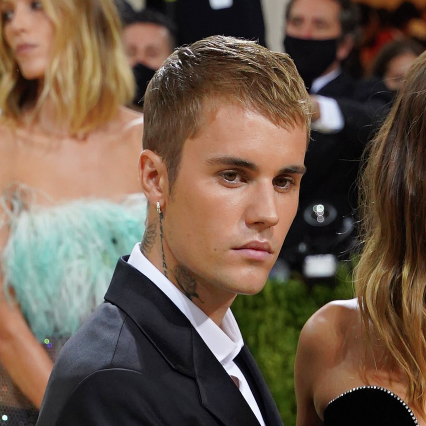 Justin Bieber Impersonator Pulls Off Epic Prank & Matthew Perry Ketamine Queen Twist episode artwork