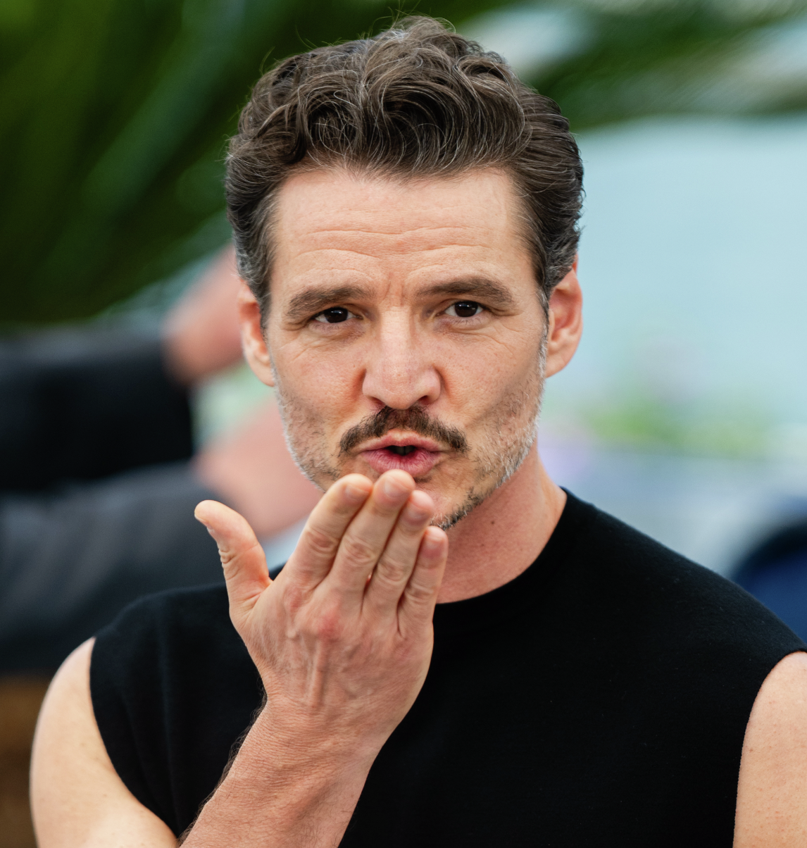 Pedro Pascal Is Coming To Australia & Which Singers TEETH Fell Out While Performing On Stage?! episode artwork