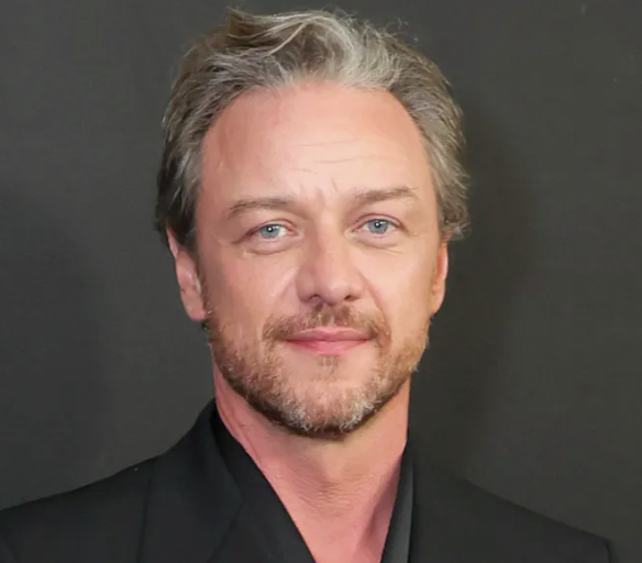 Actor James McAvoy Assaulted In A Bar & Vampire Diaries Star Tells Shock Truth About Quitting The Show episode artwork