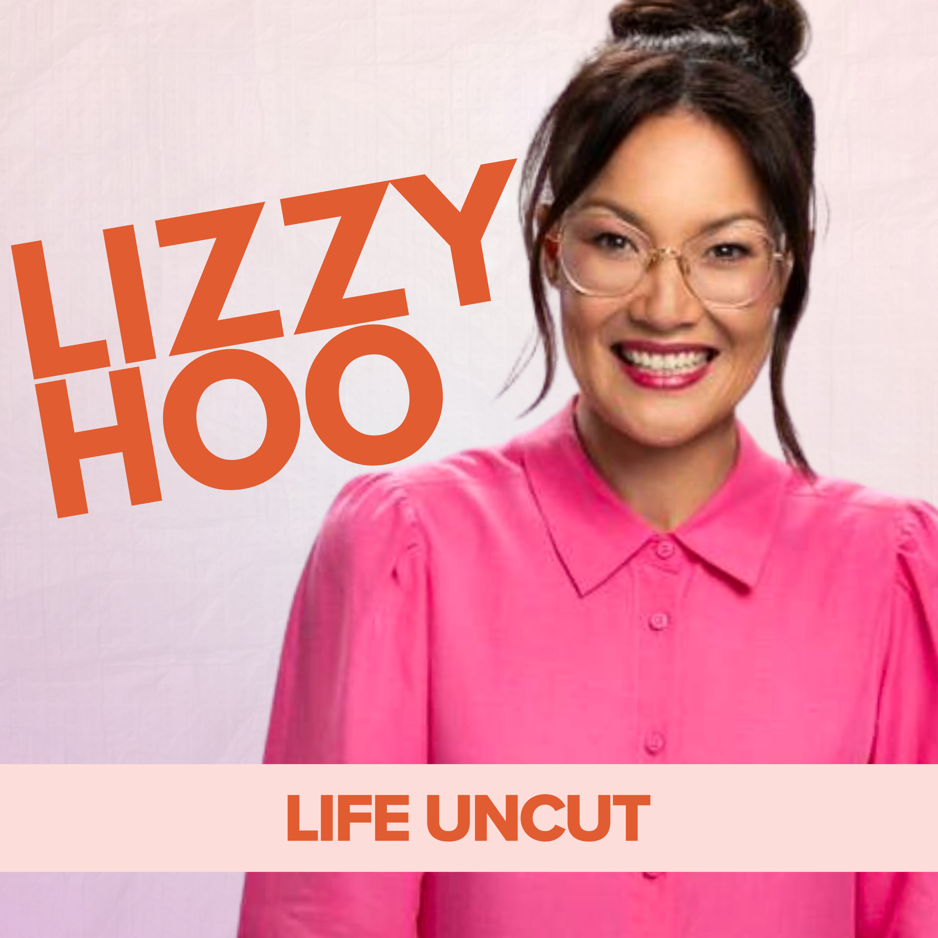 Taxidermy Pigeons, Career Changes In Your 30s & Dating In Your 40s. Uncut with Lizzy Hoo