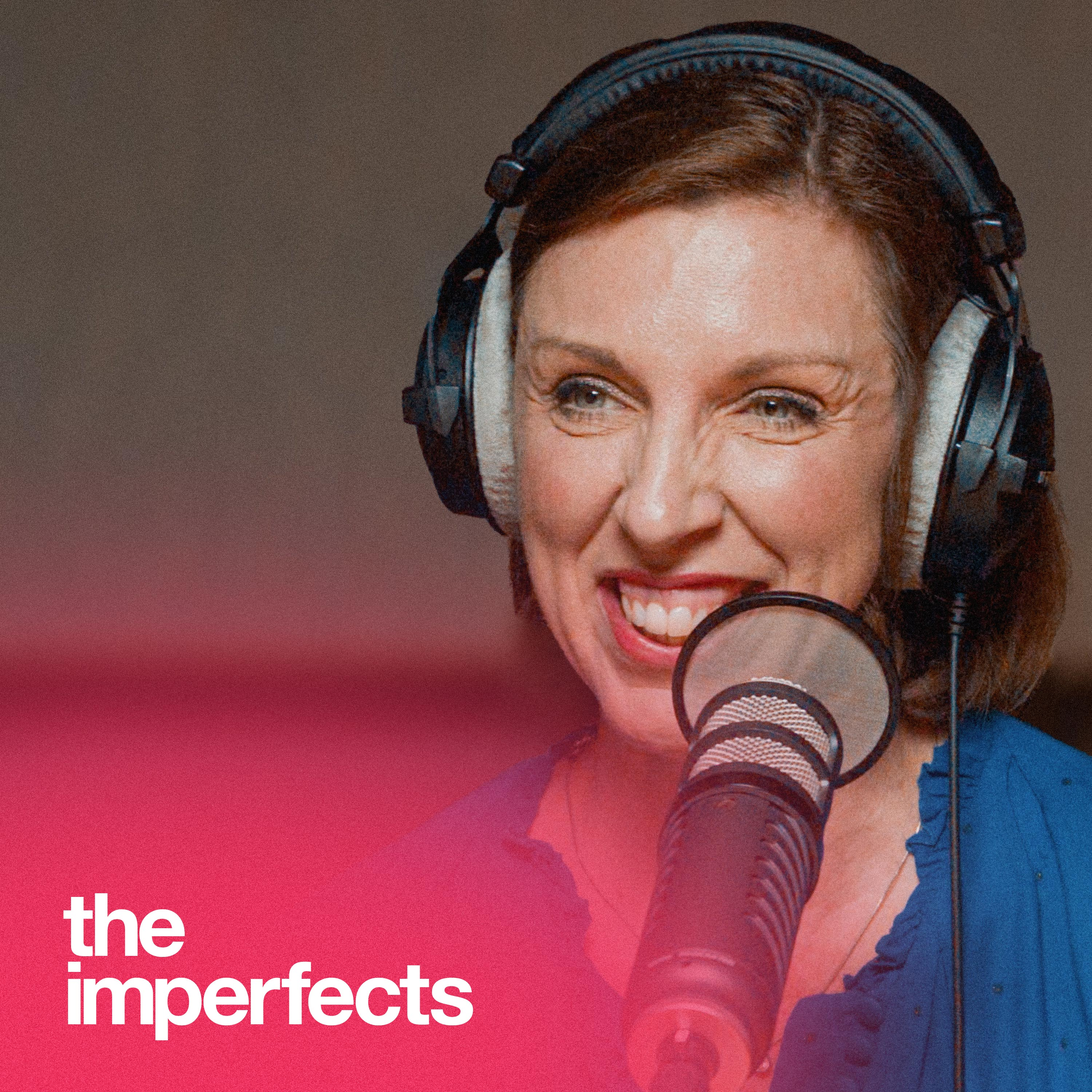 Dr Louise Newson - It's Hormones. Period.