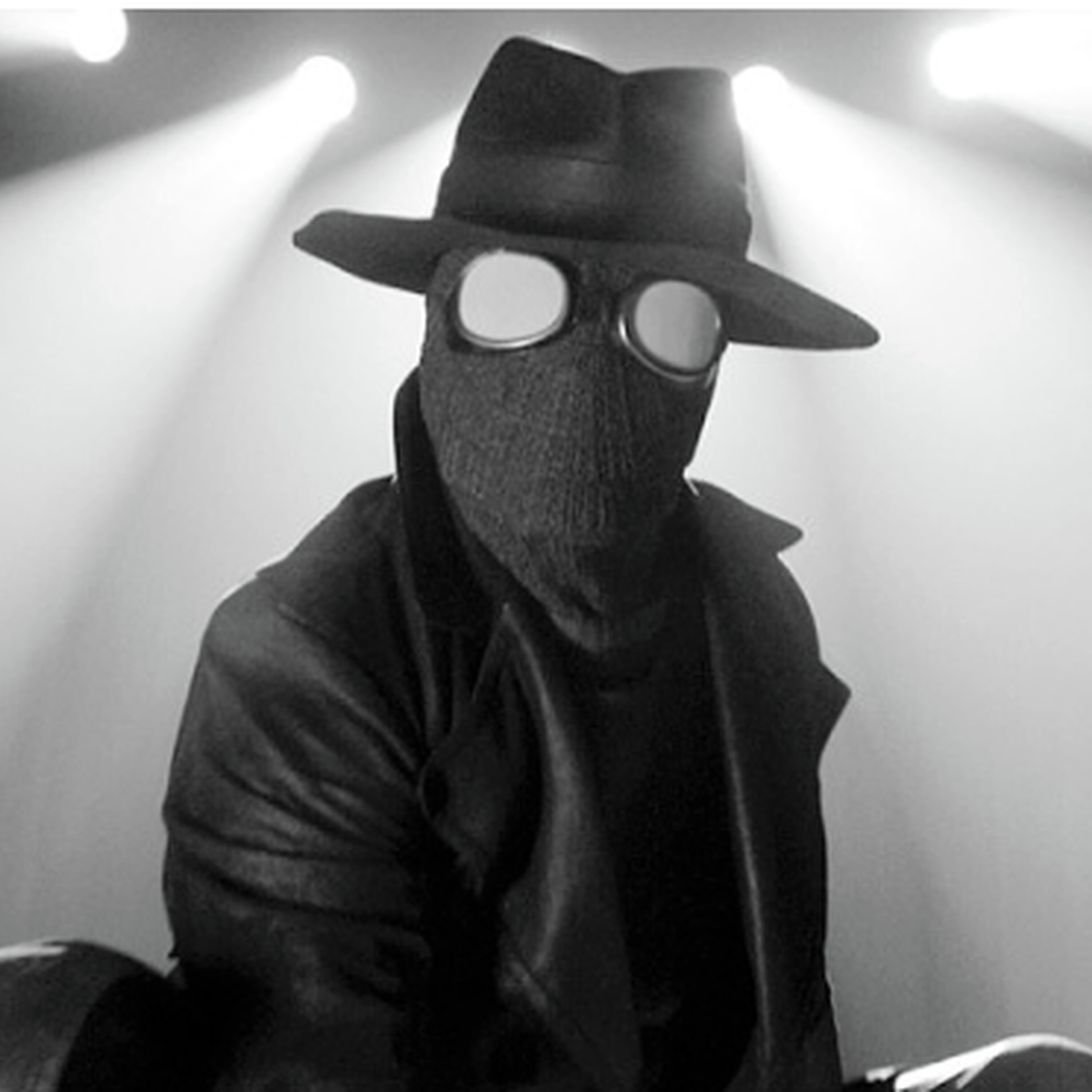How Hollywood Royalty Helped Shape the Gritty World of 'Spider-Noir' episode artwork