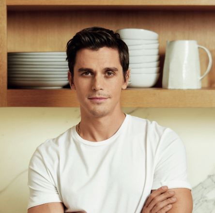 Queer Eye's Antoni Reveals The Controversial Way He Eats Vegemite episode artwork