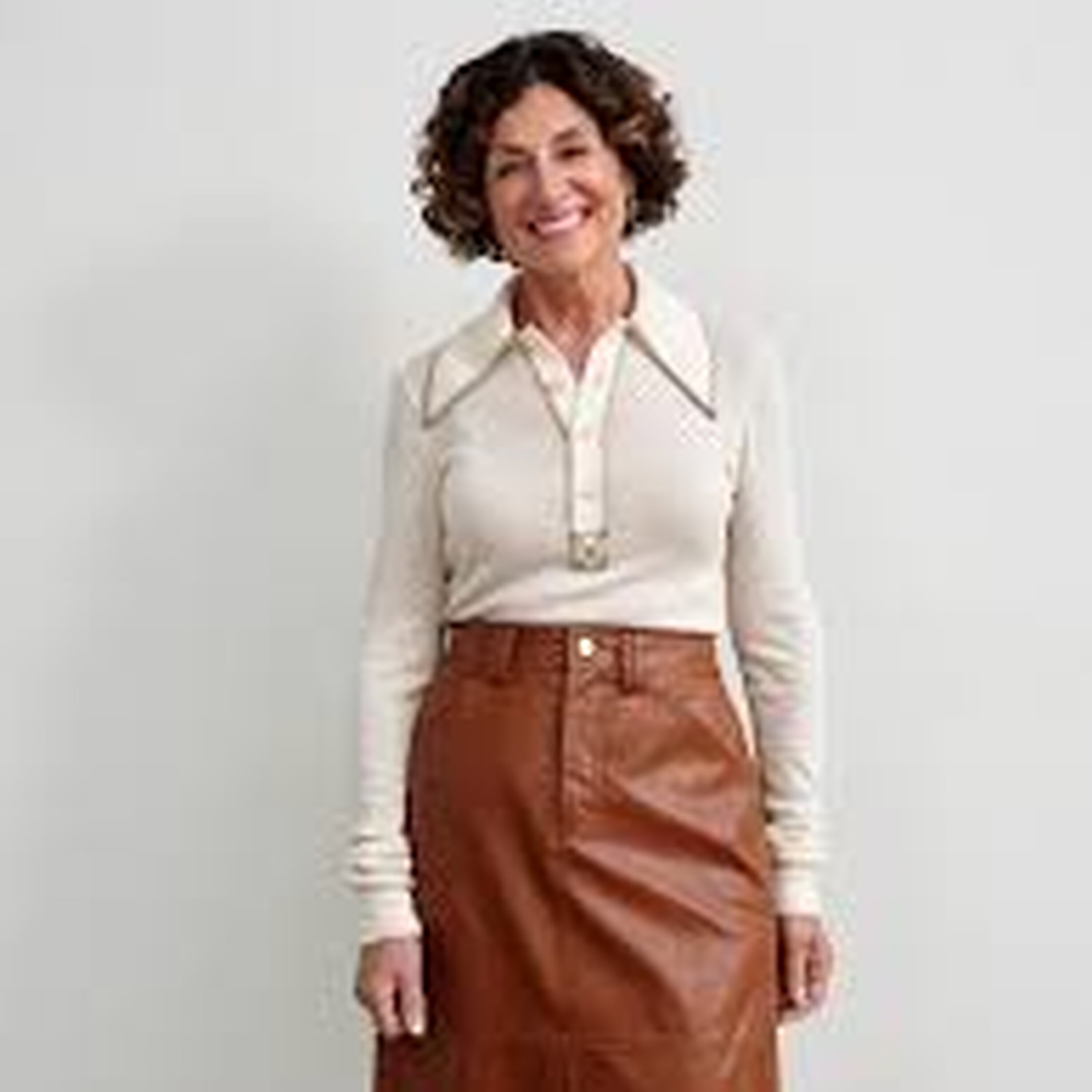 Empowering Women: Dr. Clare Bertucio, CEO and Chief Medical Officer of Medicine Mama episode artwork
