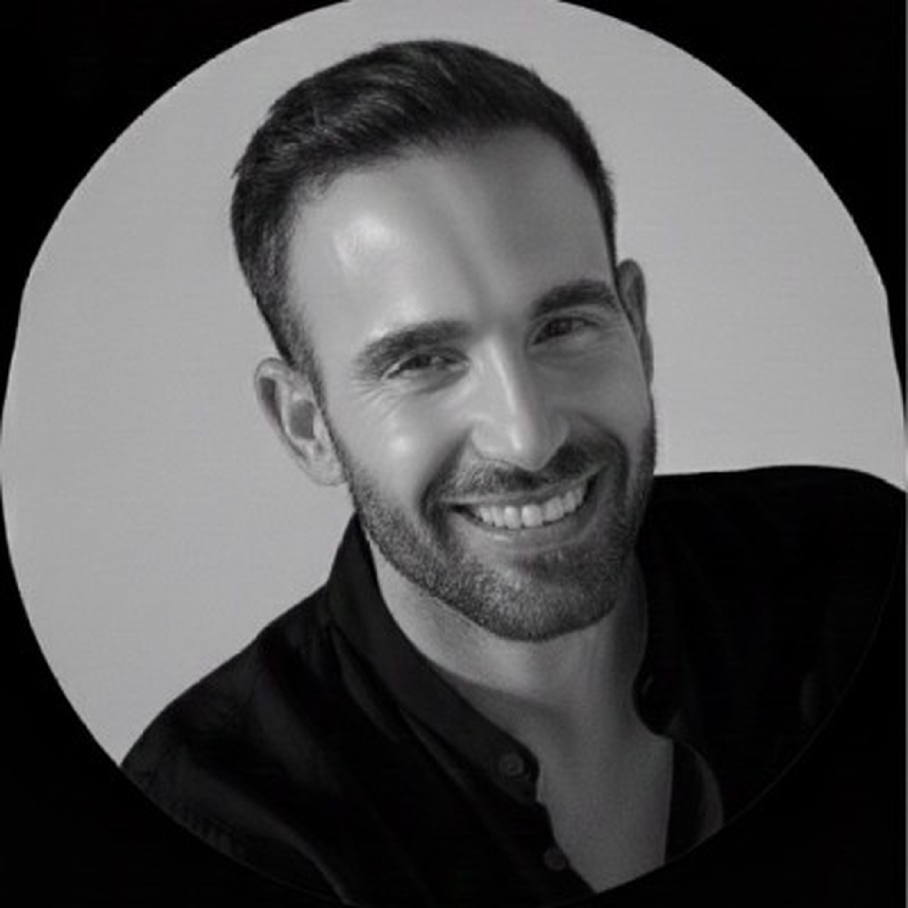From L'Oreal to Indie Brands: Ayal Pascal, Head of Beauty at Bold Brands Co. episode artwork