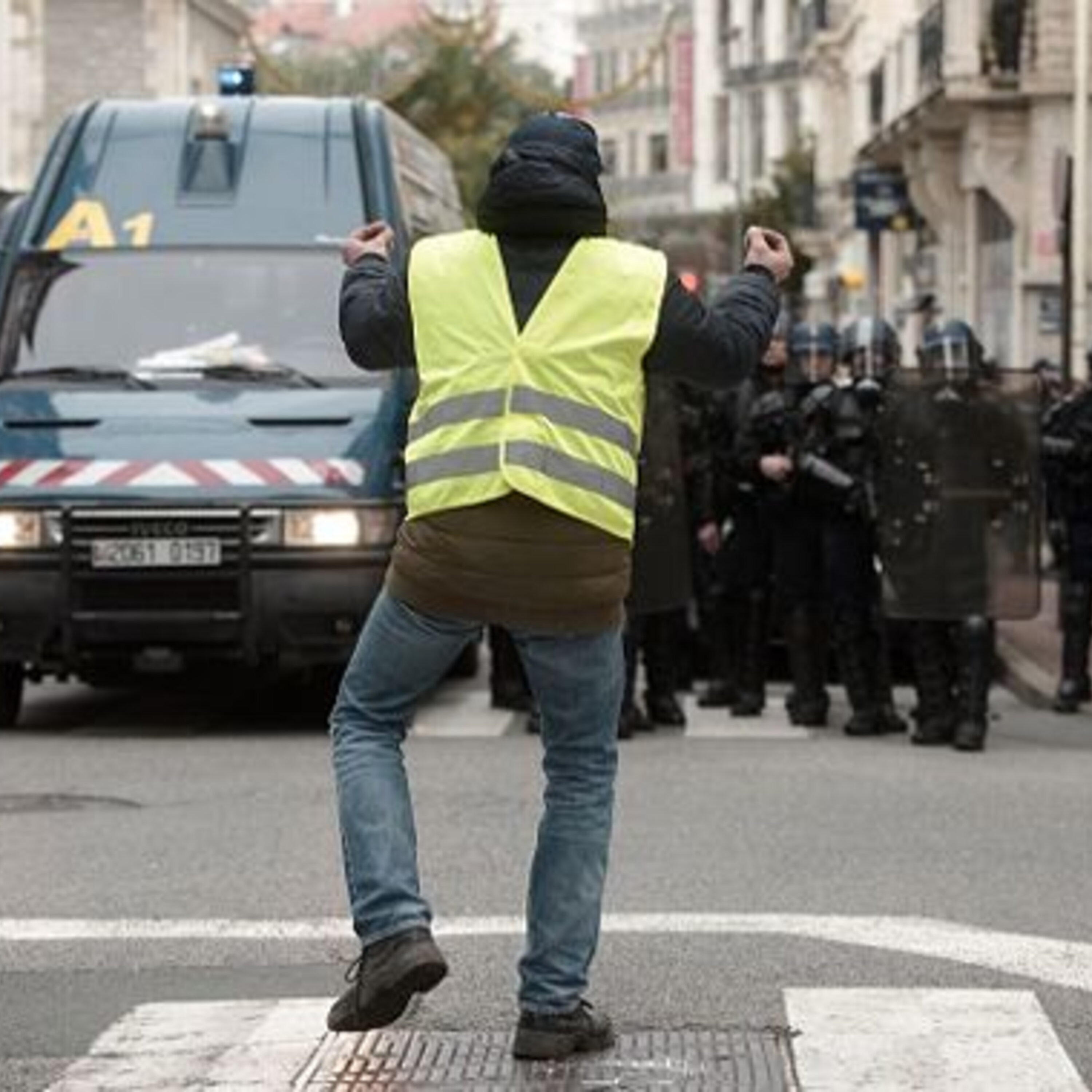 Gilets jaunes : le symptôme d’une crise profonde