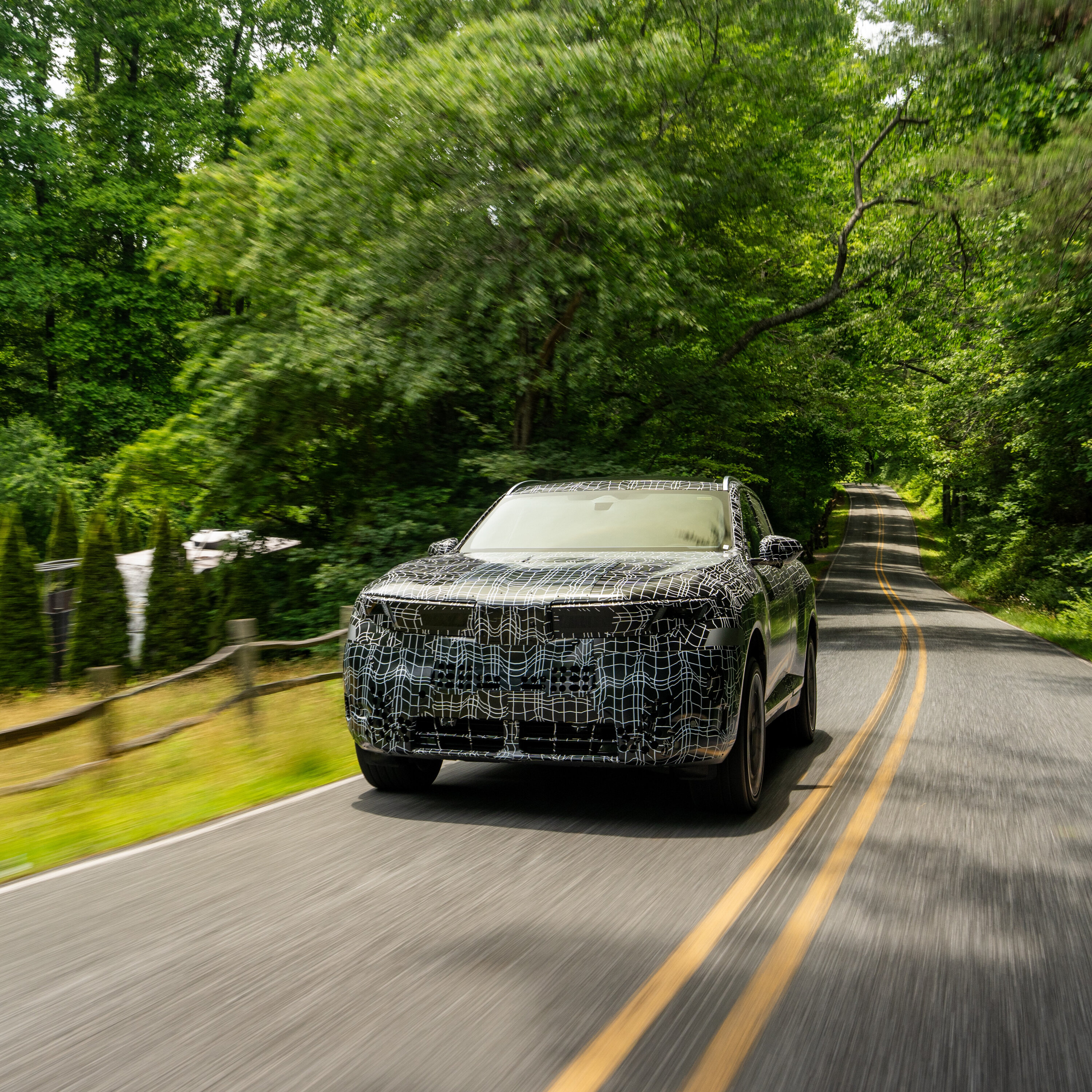 BMW overrasker: Ny i3, kæmpe-iX5 og elektrisk M3 på vej episode artwork