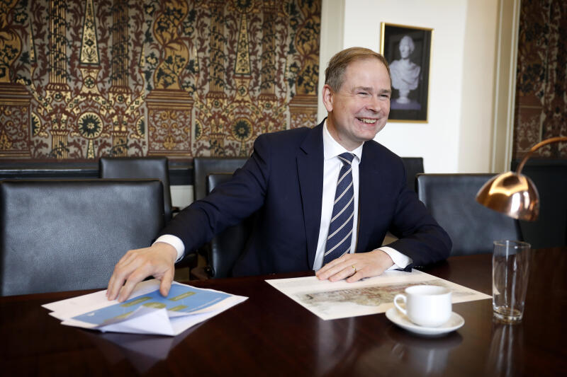 Åh nej! Pengene vælter ind!