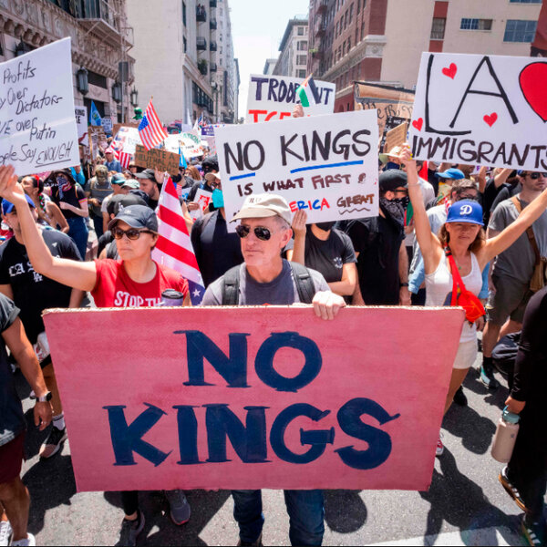 Militærparade og demonstrationer mod Trump: »No kings!«