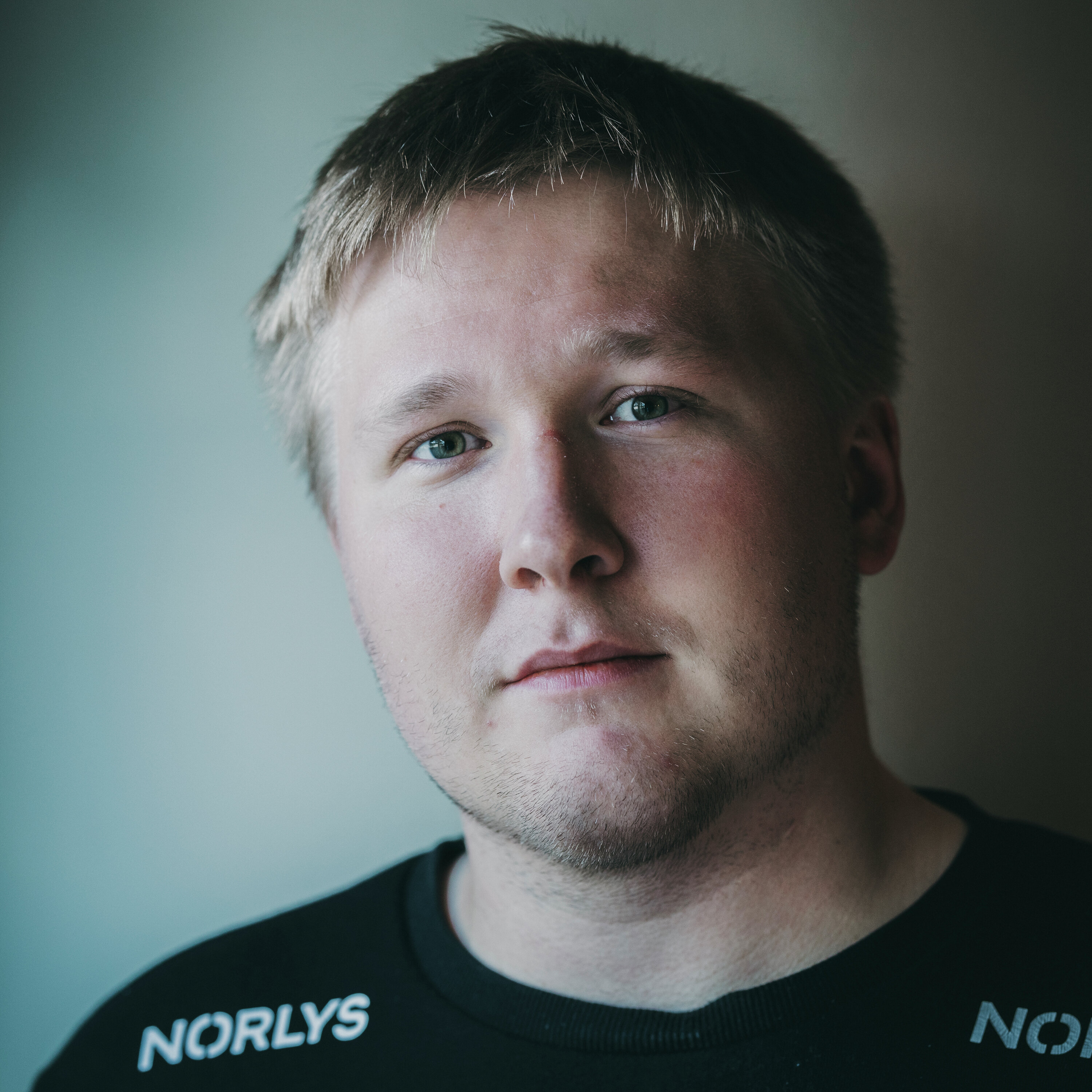 JP Fortæller: Emil Nielsen åbner op om panikangst