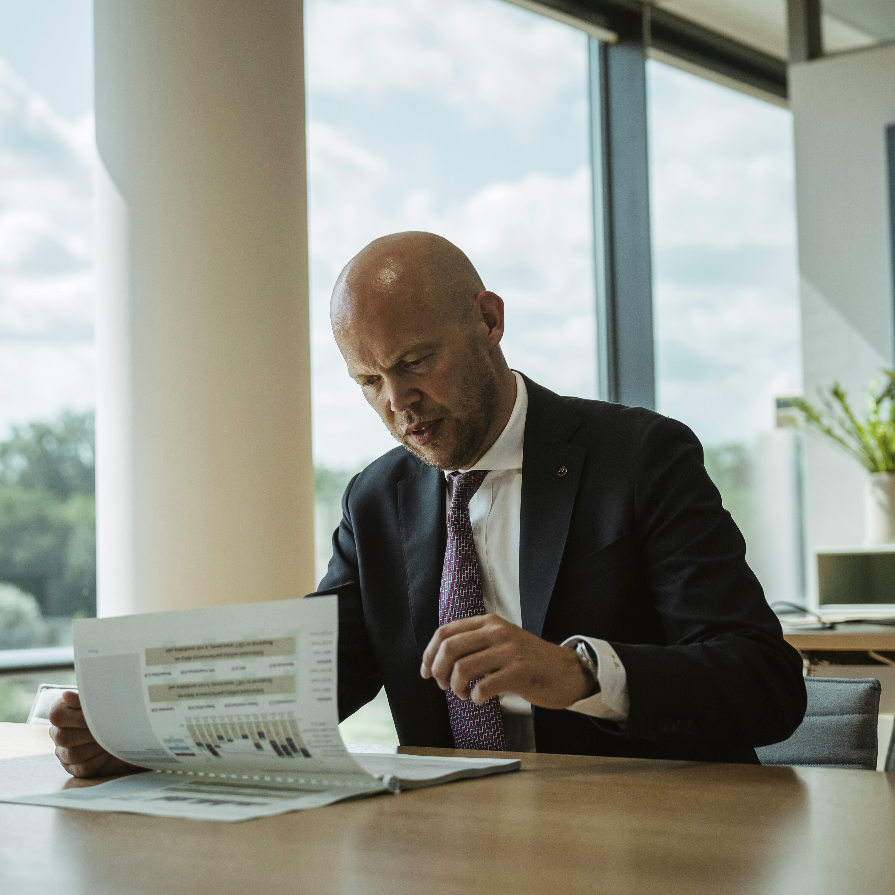 Lyn-analyse: Topchef i Ørsted har planen klar - men mørke skyer truer Lyn-analyse: Topchef i Ørsted har planen klar - men mørke skyer truer