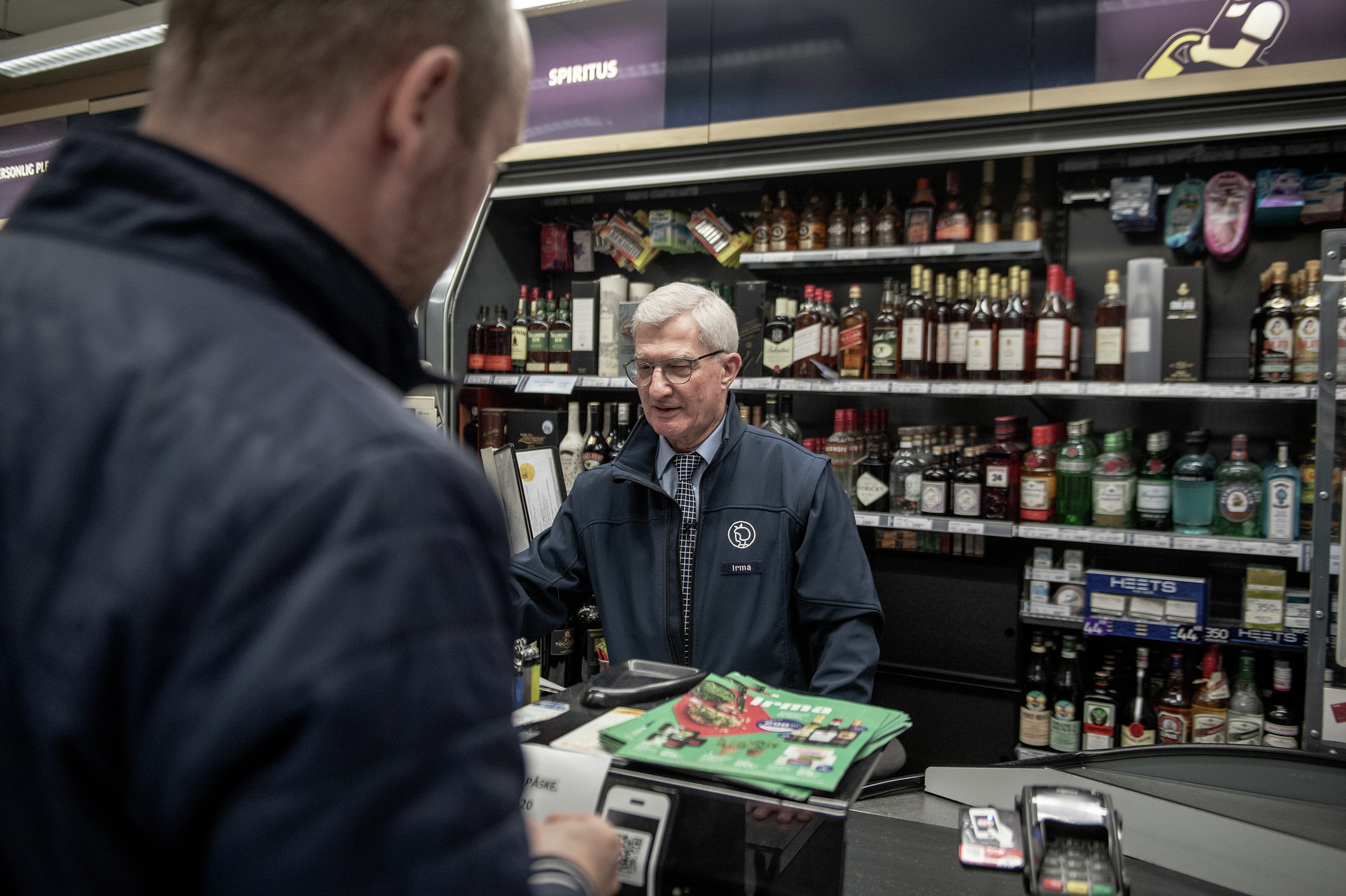 Lyn-analyse: Dagligvarebutikkerne drukner i bureaukrati