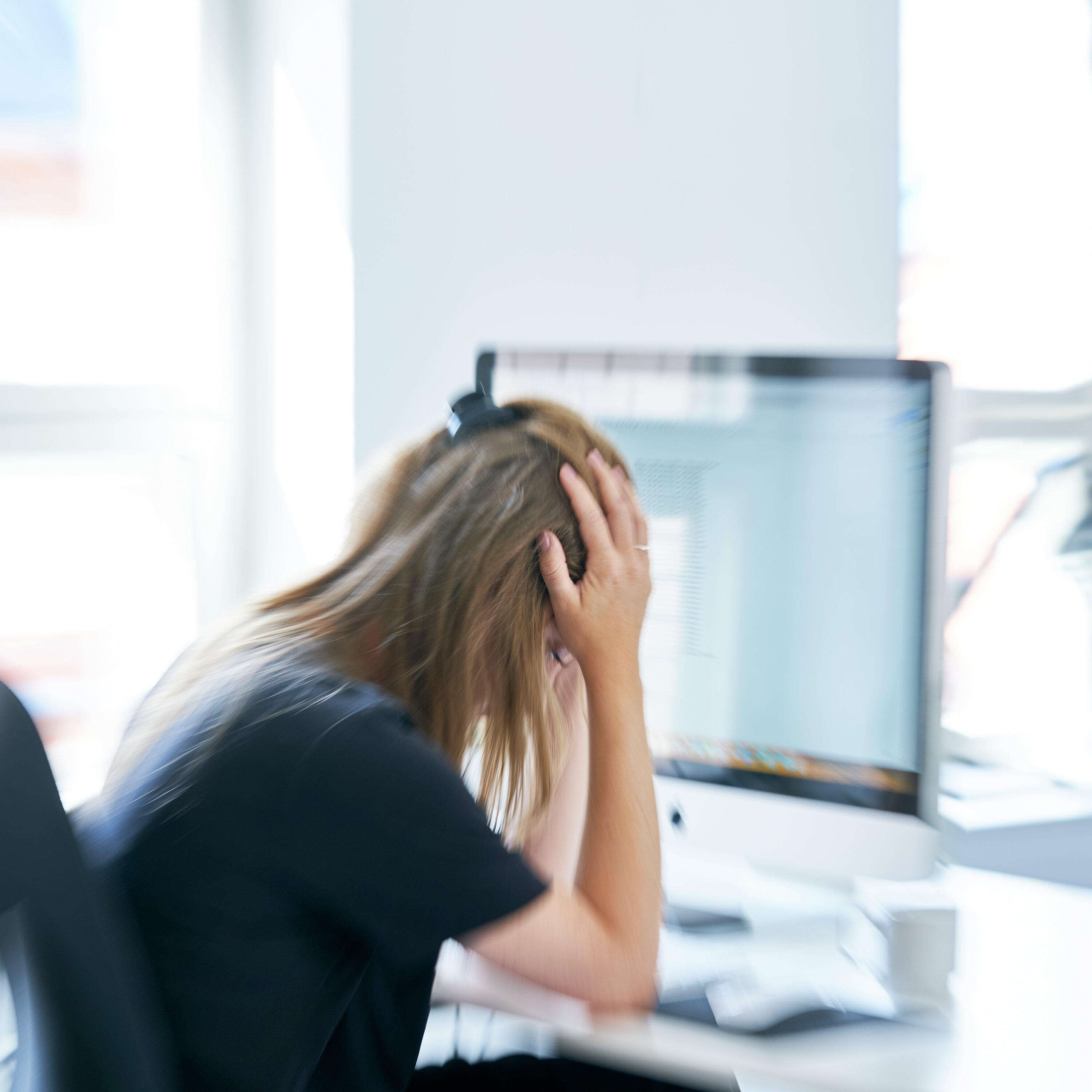 Lyn-analyse: Hænger stress mere sammen med køn og alder end arbejde?