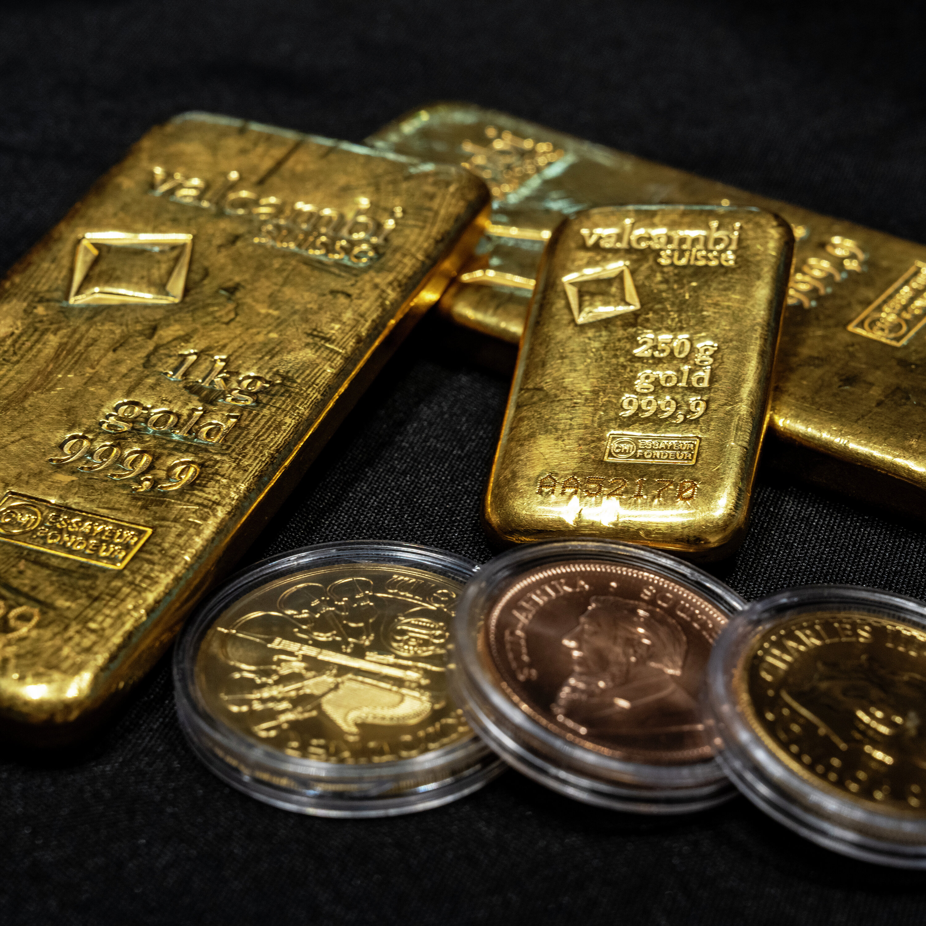 Finans Global: Når hele verden ramler, søger investorerne altid ét sted hen Finans Global: Når hele verden ramler, søger investorerne altid ét sted hen