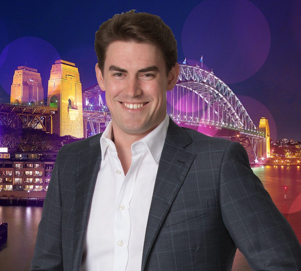 Outback wrangler says 'monster' 4.7m crocodile is 'average'