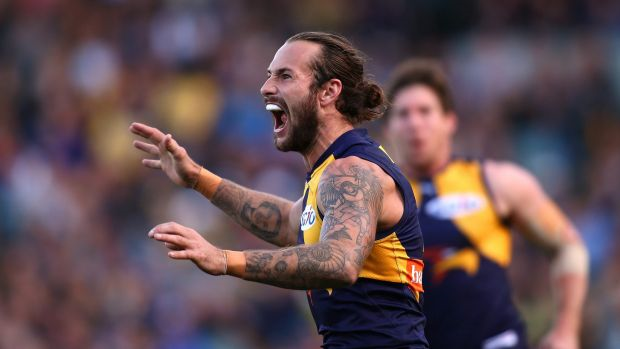 Bouncing Around - Eagles Midfielder Chris Masten
