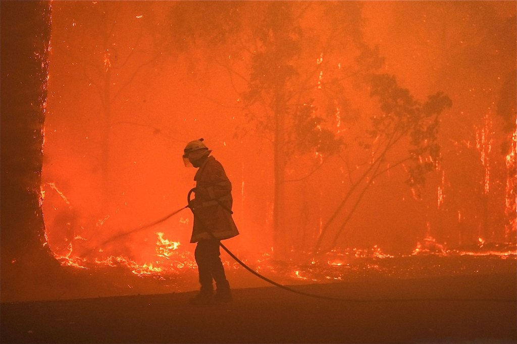 DFES Commissioner on the 'severe fire' conditions across the state