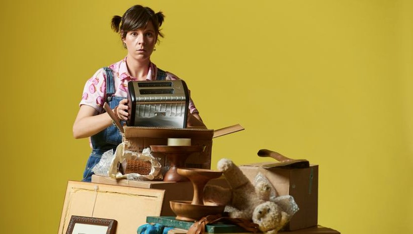 Perth actress calls for crackdown on eRideables following city crash