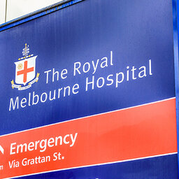 Hundreds of Royal Melbourne Hospital staff off work after COVID case visits hospital
