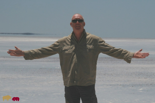 Bulls N’ Bears – Kingwest Resources (CEO interview – gold in Goldfields salt lake country)