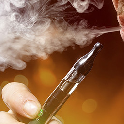 Thousands of Australians are vaping illegally