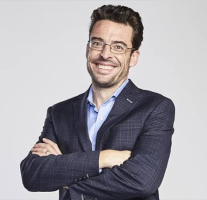 Joe Hildebrand hits back at Mike Carlton's Victoria election tweet