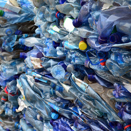 Should Australia follow the UK with ambitious plastic laws?