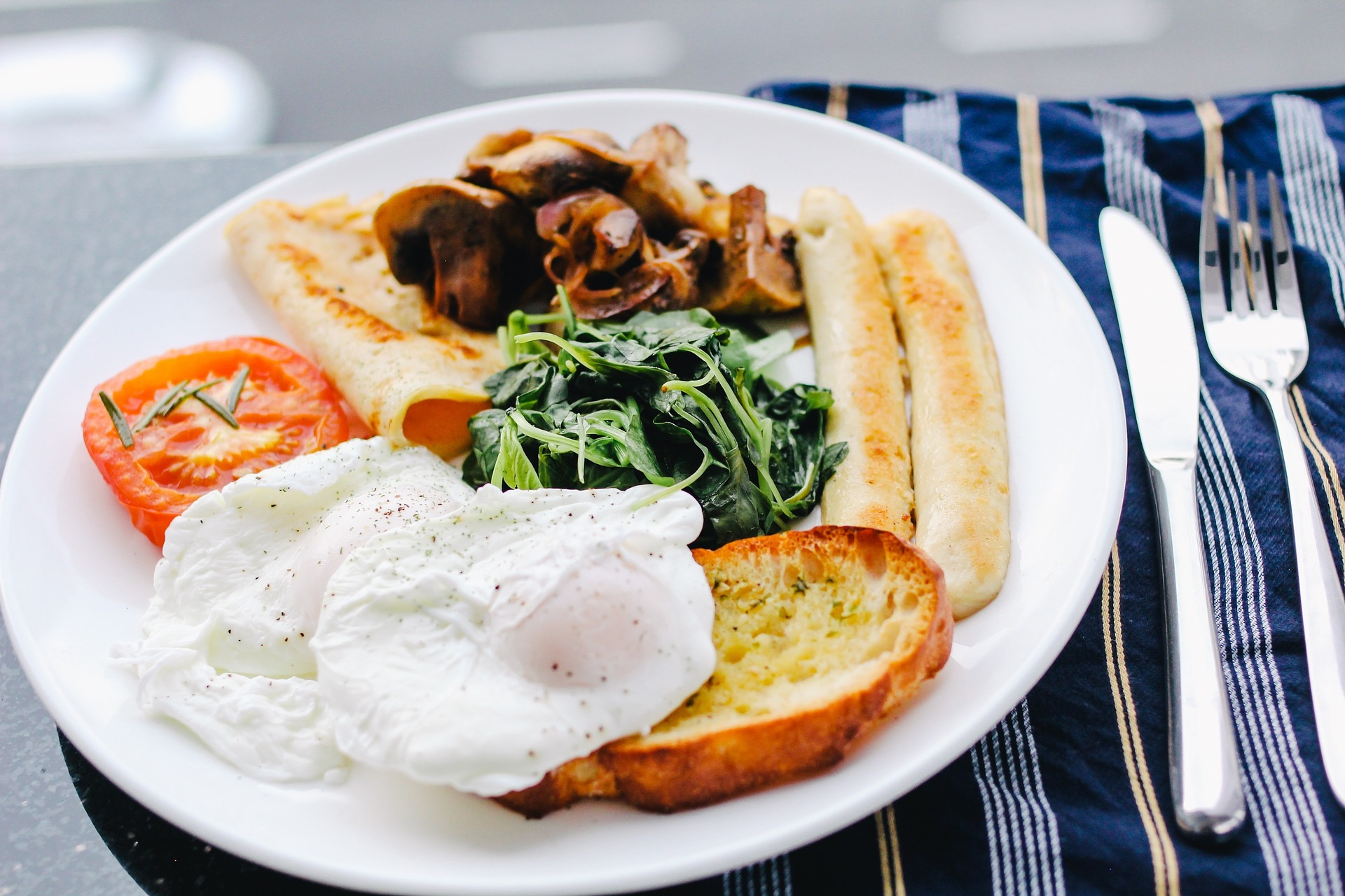 Why we're compelled to share food photos on social media