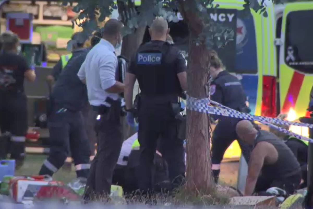 Woman and six-year-old girl dead after stabbing attack in Melbourne's north-east