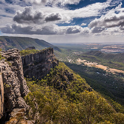 Ugly spat between Parks Victoria and rock climbers in the Grampians reaches tipping point