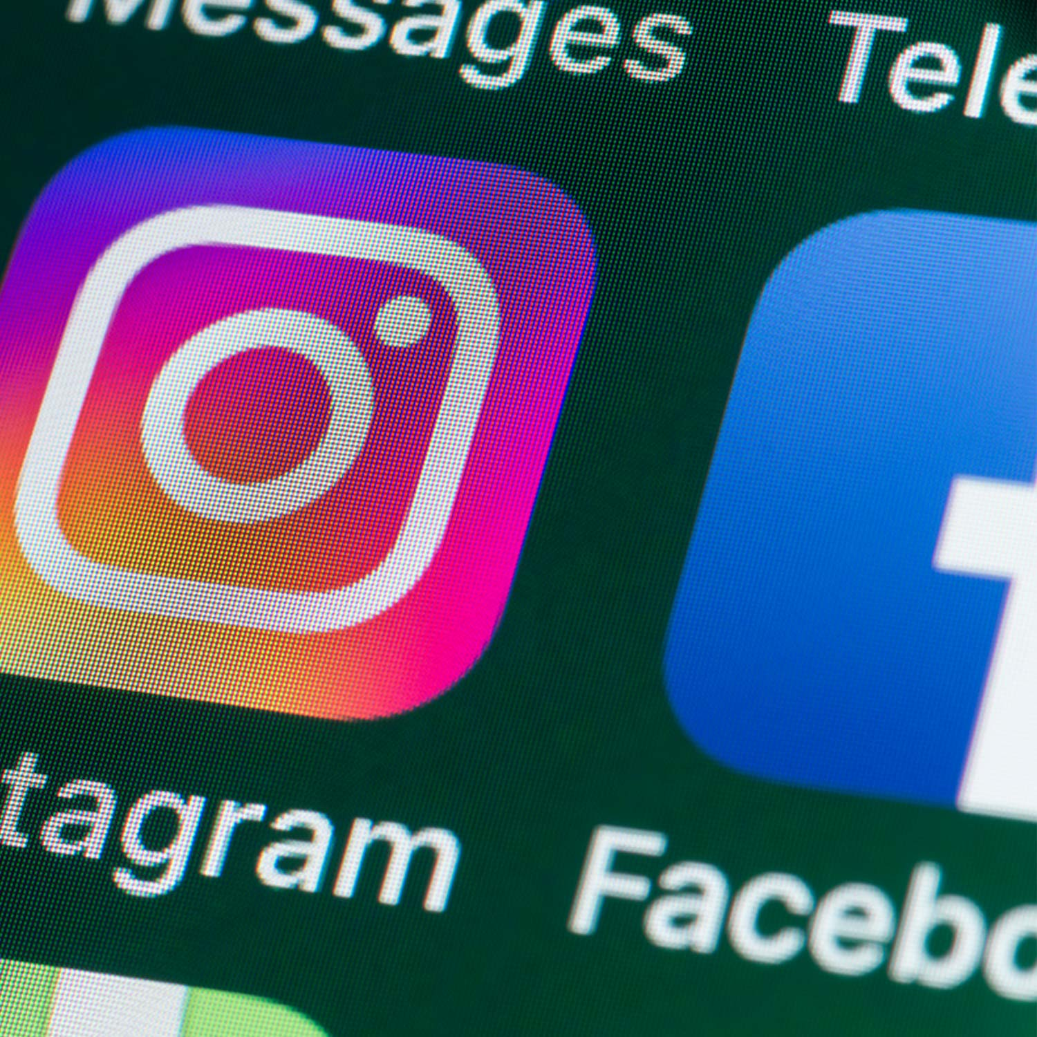 Tech expert says two things could be behind the Facebook, Instagram and WhatsApp outages