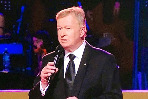 Denis Walter responds to health department's COVID-safe carolling advice