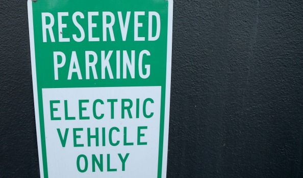 Australians are failing to take up electric cars