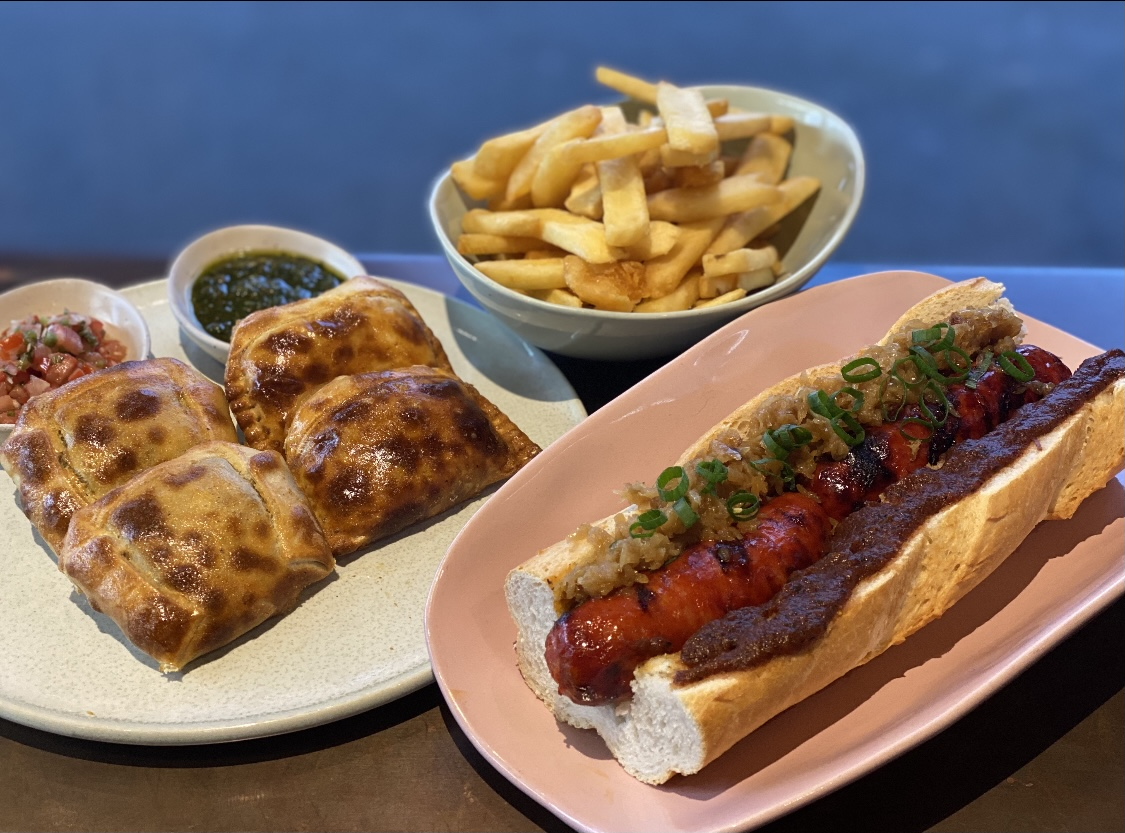 Sofia reviews: Grand Final Feeds for the Non-committal!