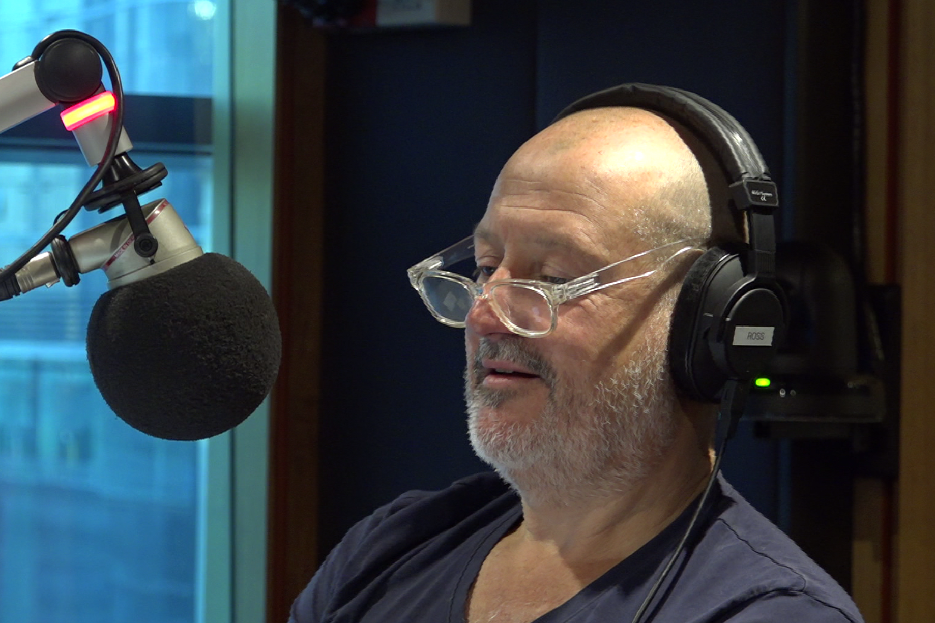 Merrilee Rush sings Russel happy birthday