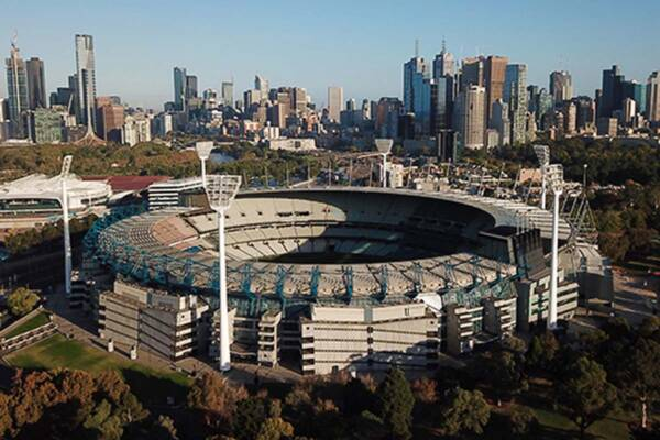 Melbourne 'at the front of the queue' to host second Ashes Test